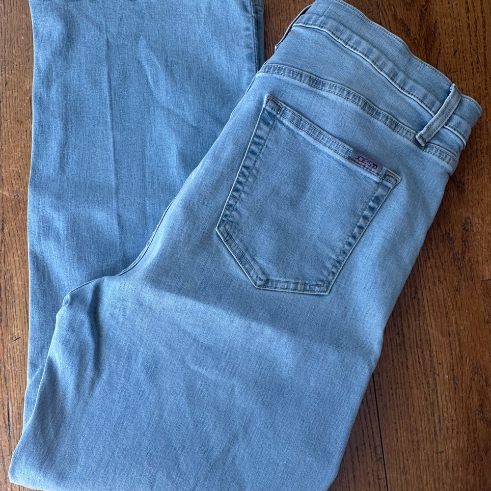 Joe's Jeans Women's Straight Leg in Light Blue